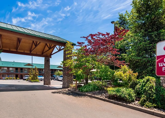 Best Western Plus Hartford Lodge