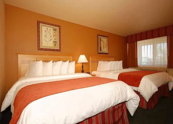 Best Western Plus Hartford Lodge