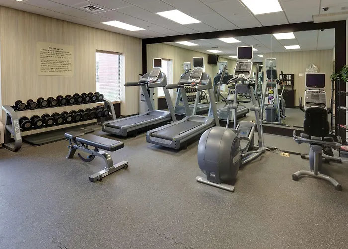 Hampton Inn & Suites Columbus Polaris