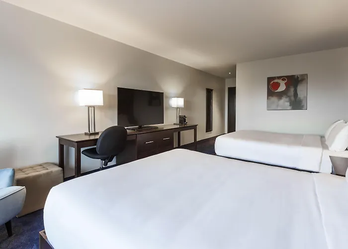 Imperia Hotel & Suites Saint-Eustache