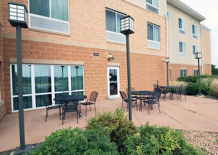 Fairfield Inn & Suites Des Moines Airport