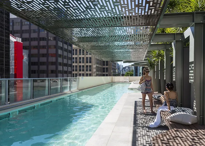 Oaks Brisbane Aurora Suites