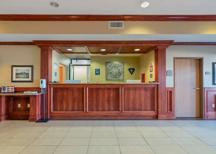 Best Western Plus Butterfield Inn Hays
