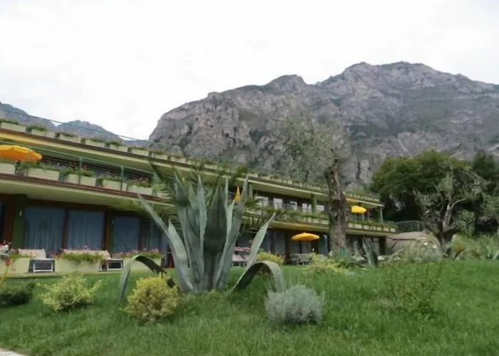 Hotel Alexander Limone sul Garda