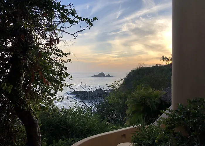 Cala De Mar Resort & Spa Ixtapa