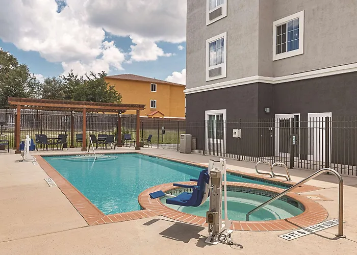 La Quinta By Wyndham San Antonio Northwest