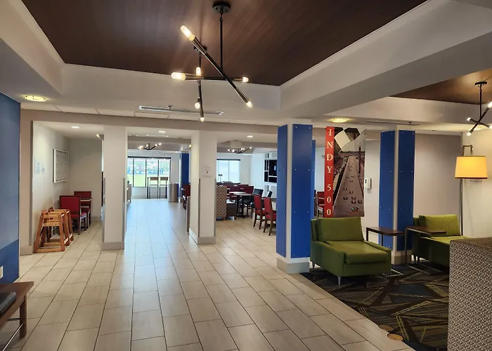 Holiday Inn Express Hotel & Suites Crawfordsville By Ihg