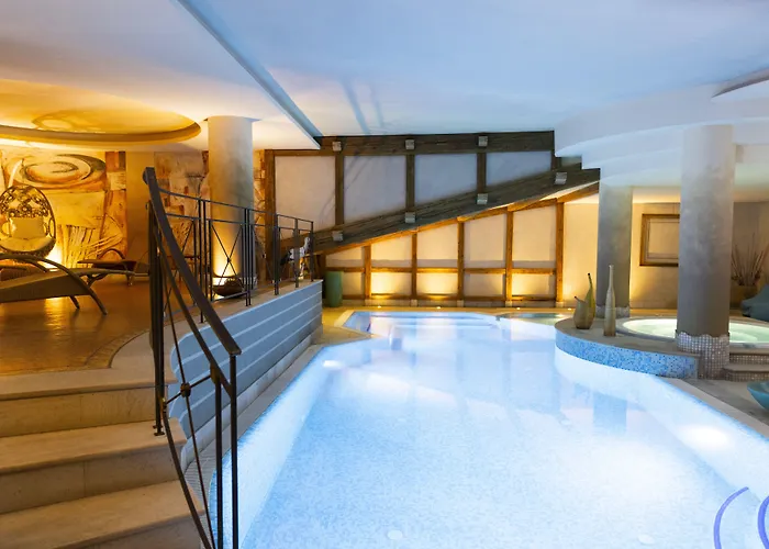 Alpen Suite Hotel Madonna