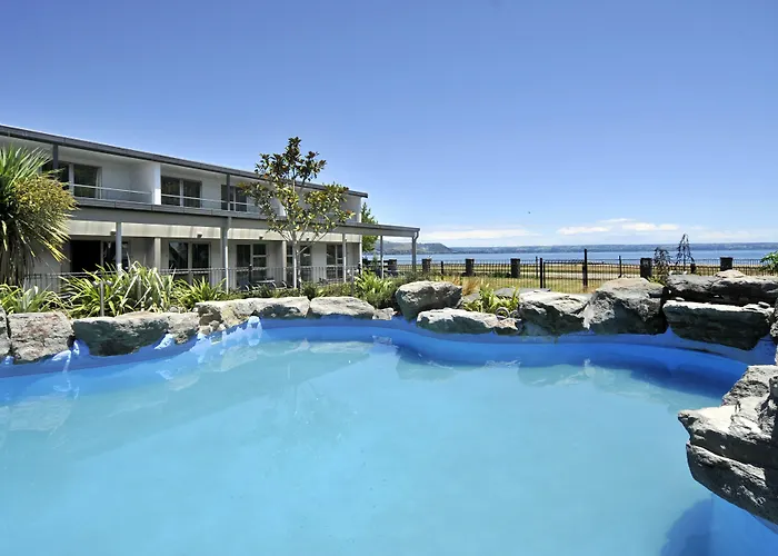 Wai Ora Lakeside Spa Resort