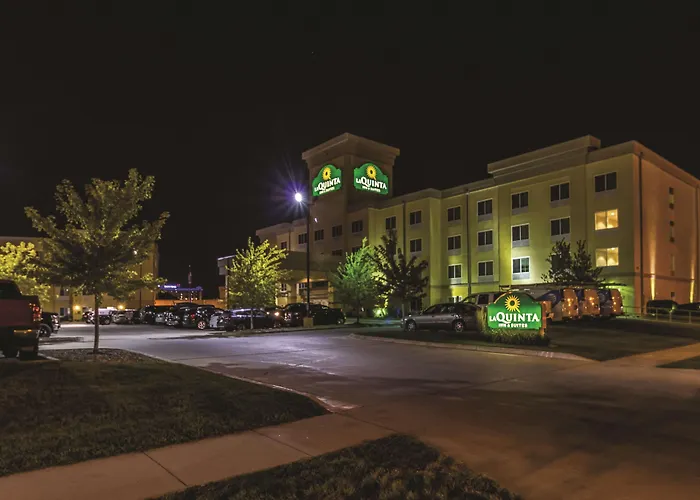 La Quinta By Wyndham Fargo-Medical Center Hotel