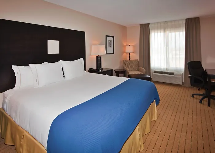 Holiday Inn Express Hotel & Suites Albuquerque Airport By Ihg