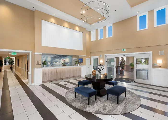 Best Western Plus Marina Gateway Hotel National City
