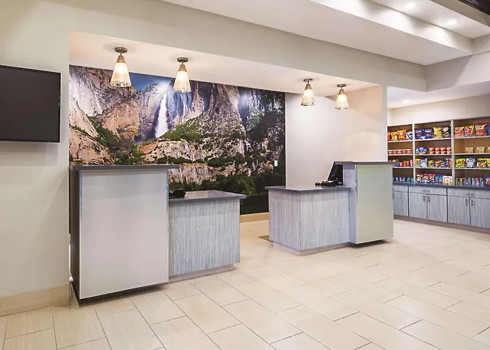 La Quinta By Wyndham Fresno Northwest