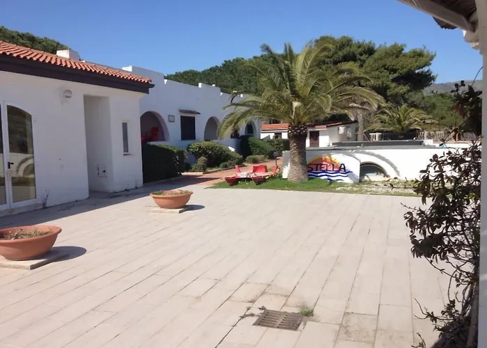 Estella Club