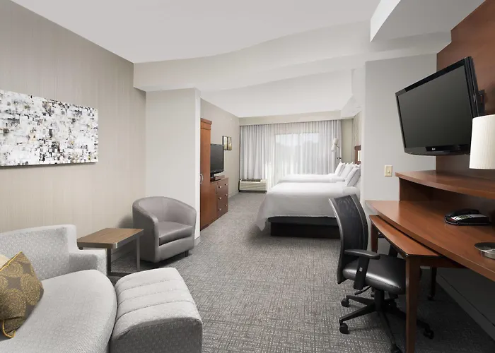 Courtyard By Marriott Tyler