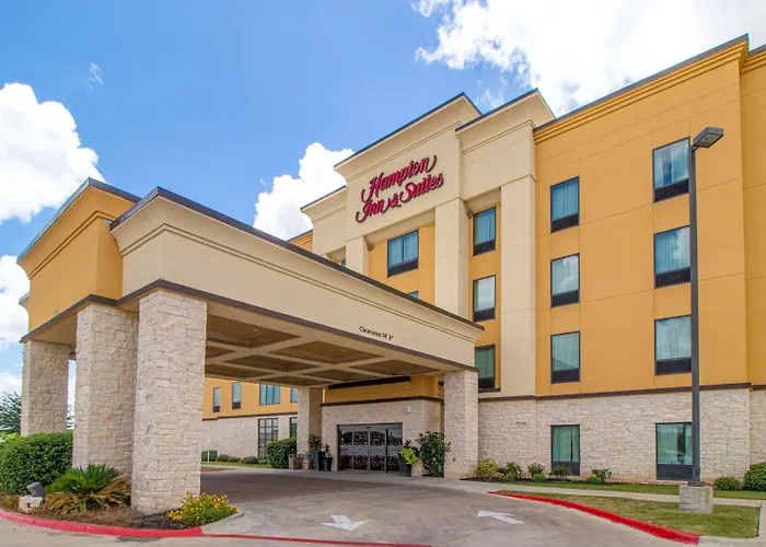Hampton Inn & Suites