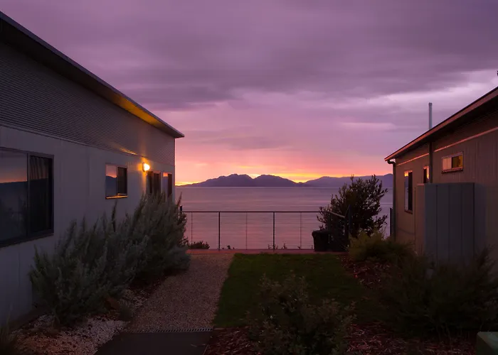 Swansea Beach Chalets
