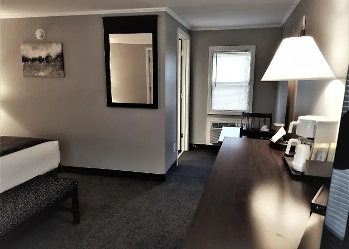 Mt. Madison Inn & Suites Gorham