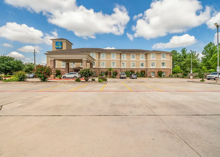 Restwell Inn & Suites I-45 North