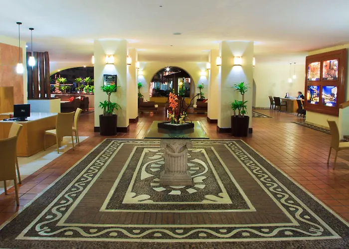 Plaza Pelicanos Grand Beach Resort All Inclusive