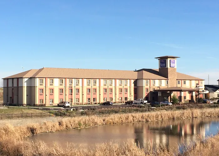 Sleep Inn & Suites Indoor Waterpark Liberty