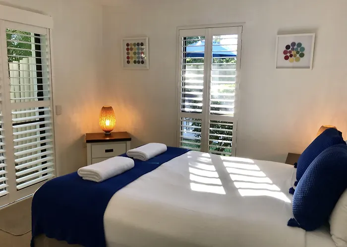 Noosa Boutique Apartments & Elkhorn Villas