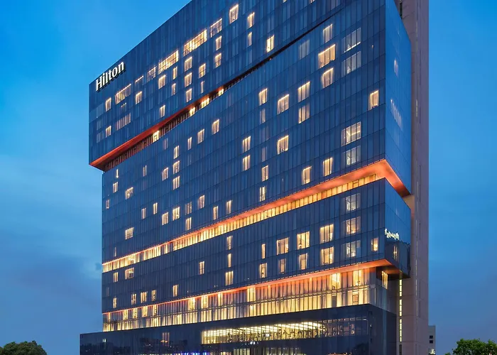 Hilton Guangzhou Tianhe: Canton Fair Shuttle & Registration