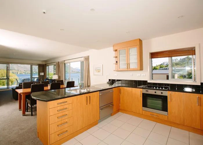 Lakeside Apartments Wanaka
