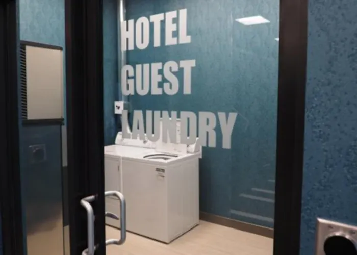 Holiday Inn Express & Suites Donegal By Ihg