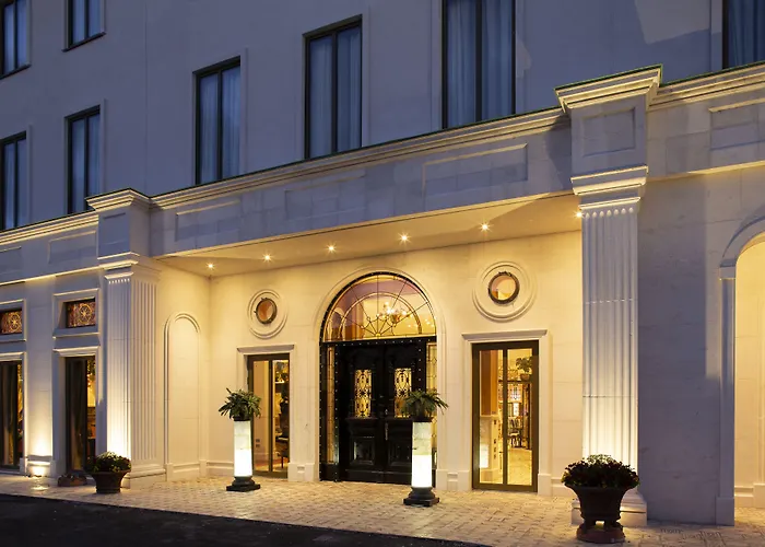 Lawlors Hotel