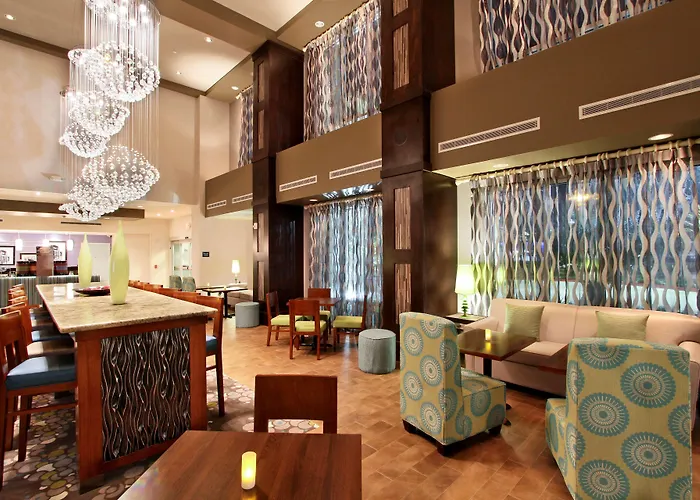 Hampton Inn & Suites Winnie