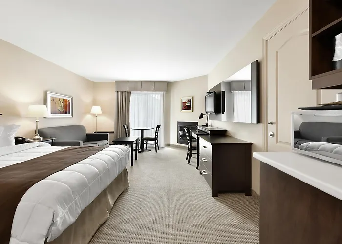 Hotel Le Versailles Saint-Sauveur
