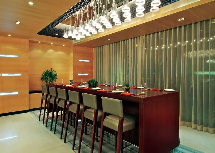 Vivanta Hyderabad, Begumpet