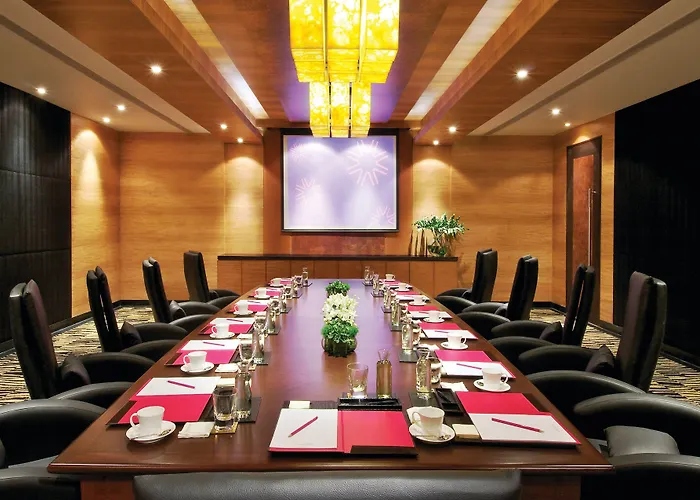 Vivanta , Begumpet