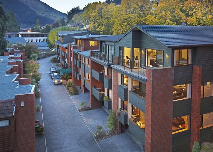 St James Apartments