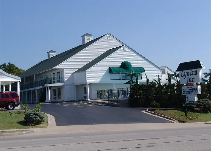 Super 8 By Wyndham Branson - Shepherd Of The Hills Exwy