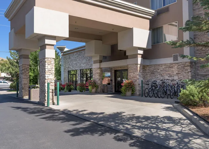 Wood River Inn & Suite Hailey