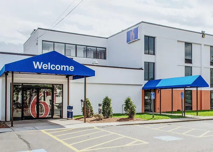 Motel 6-Brockton, Ma