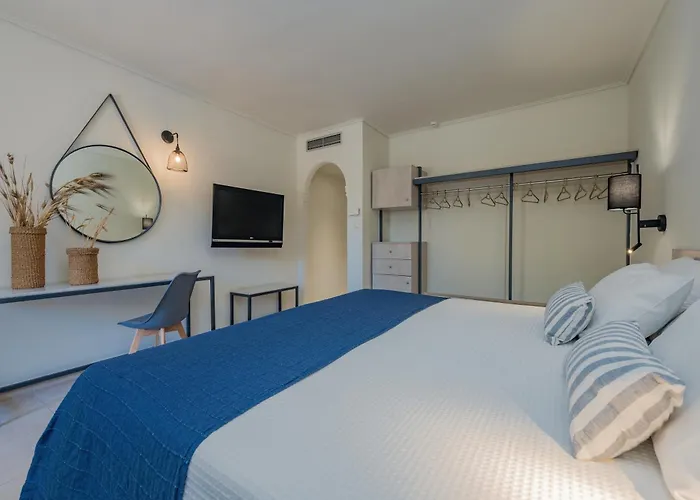 Phoenix Beach Hotel