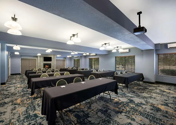 Best Western Plus Mountain View Auburn Inn