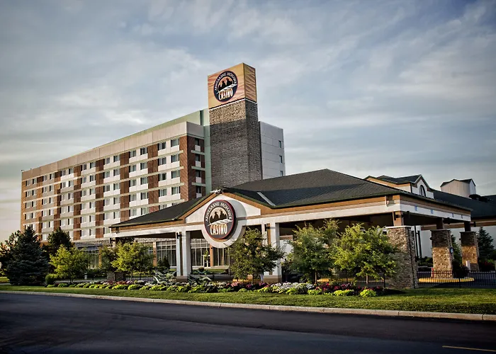 Akwesasne Mohawk Casino Resort And Players Inn Hotel Hogansburg