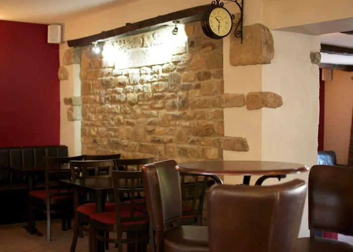 The Three Horseshoes Hotel