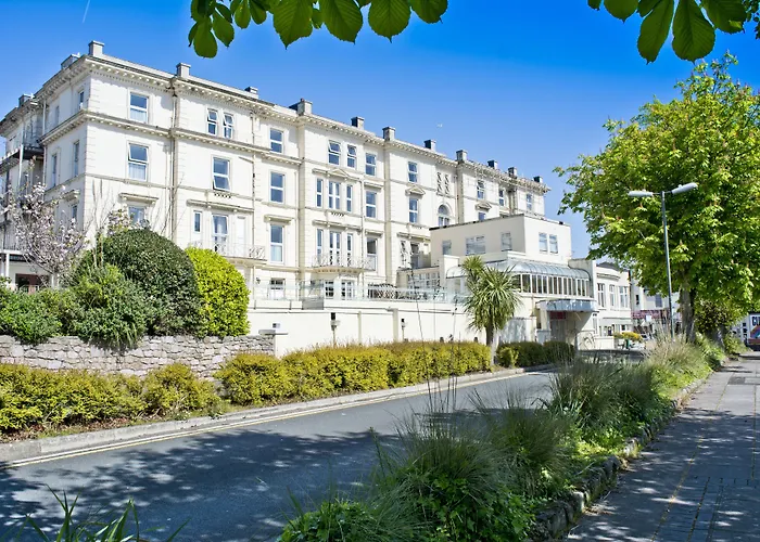 Tlh Victoria Hotel - Tlh Leisure, Entertainment And Spa Resort Torquay