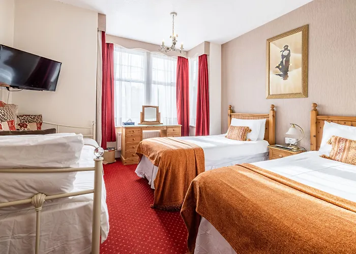 Fox & Hound Hotel