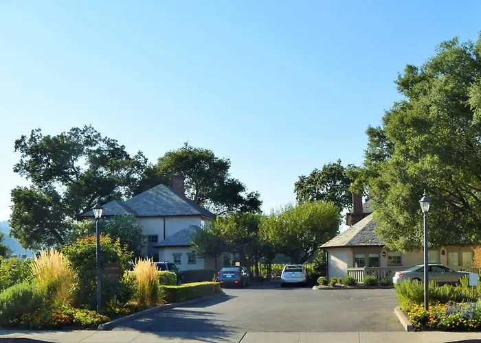 Vineyard Country Inn St. Helena