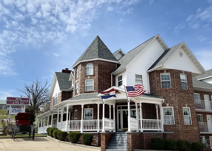 Carriage House Inn