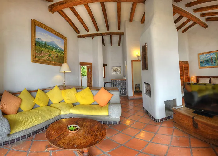 Posada de la Mision, Hotel Museo y Jardin
