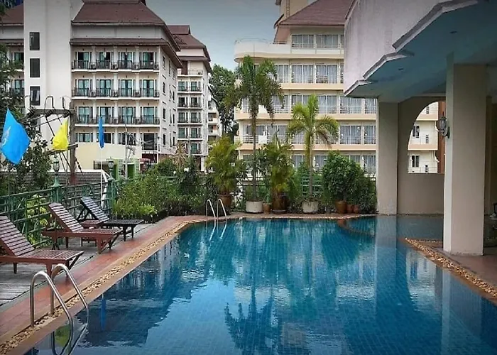 Mike Beach Resort
