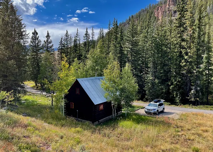 Pioneer Guest Cabins Crested Butte