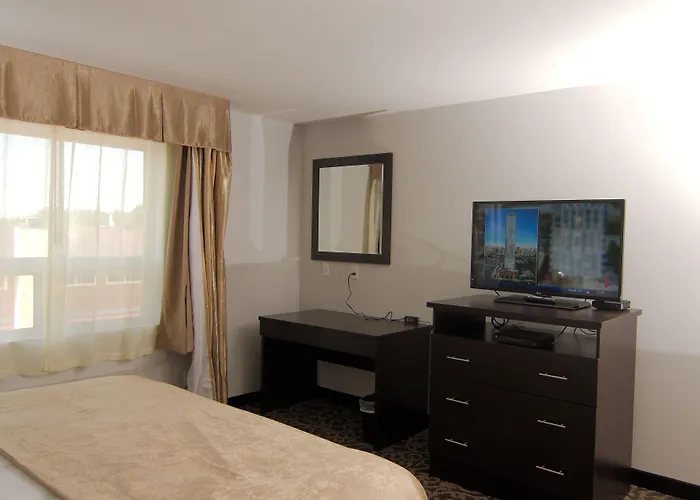 Paradise Inn And Suites Redwater